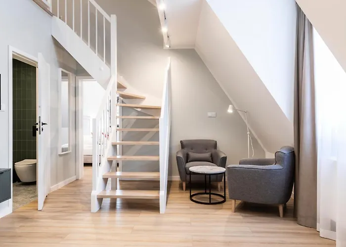 Superior One-Bedroom Apartment